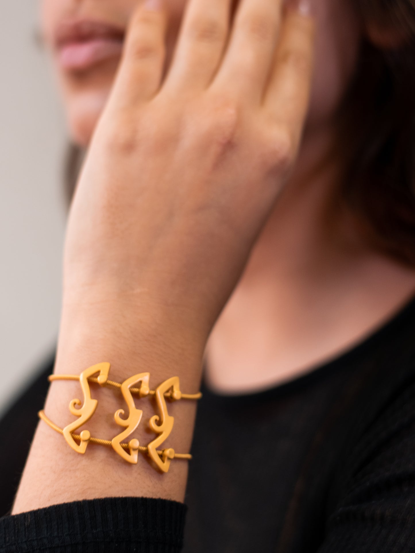 24K Gold Plated Pre-Columbian Muisca Zoomorphic Pattern Bracelet.