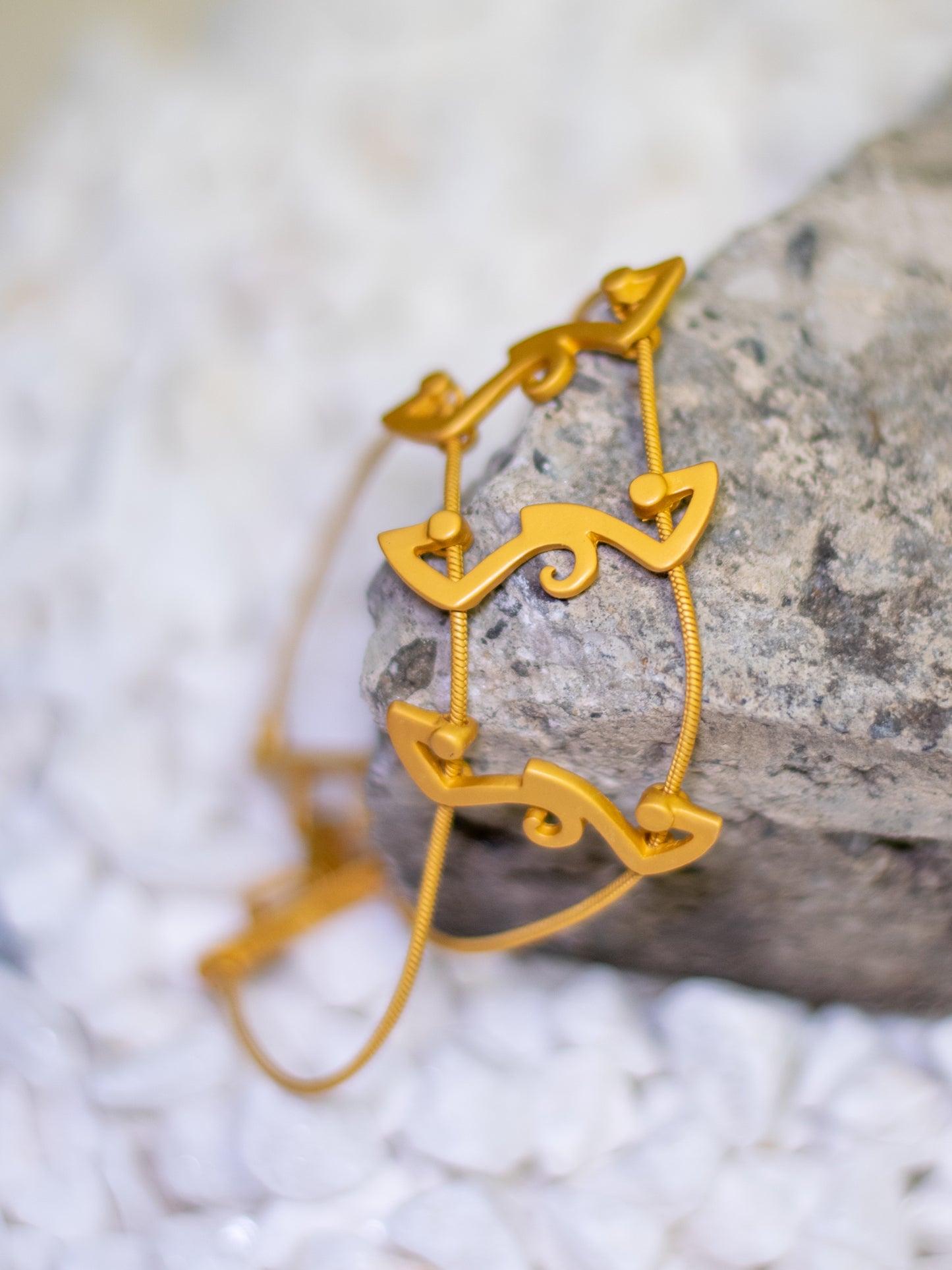 24K Gold Plated Pre-Columbian Muisca Zoomorphic Pattern Bracelet.