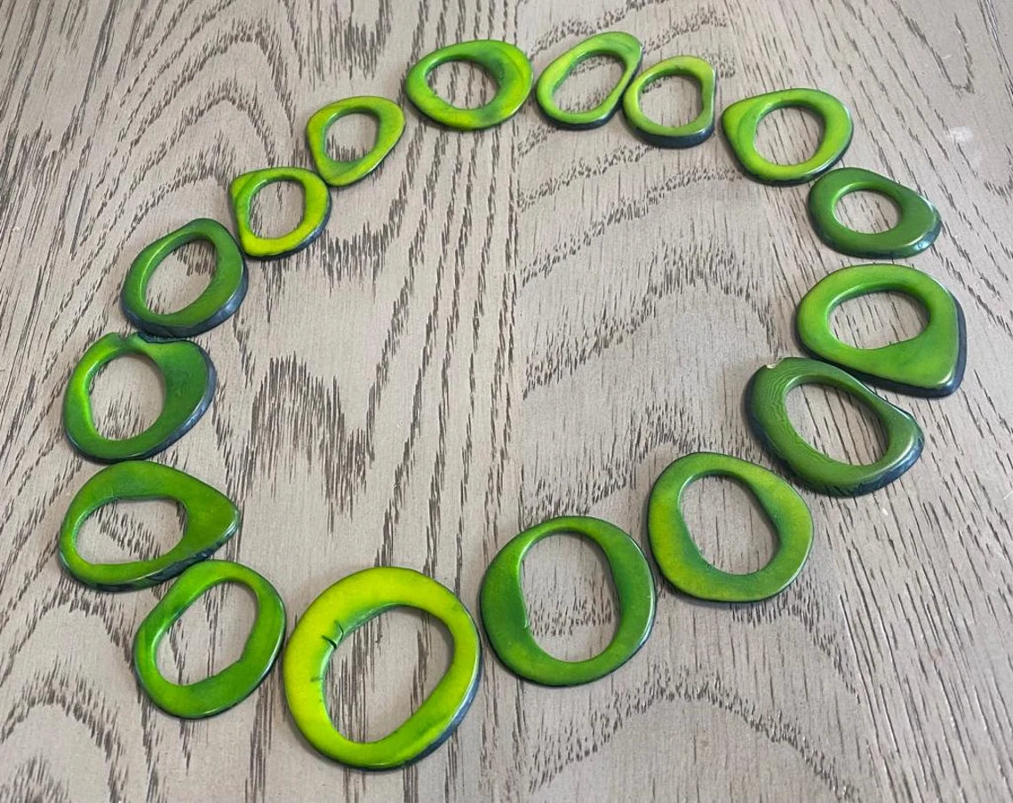 Jewelry Beads Handmade with Tagua Nut from Colombia 20 Green Tagua Donuts - Hoops - Rings - Discs of tagua from Colombia