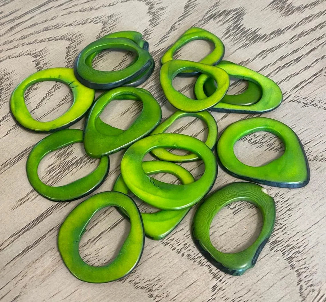 Jewelry Beads Handmade with Tagua Nut from Colombia 20 Green Tagua Donuts - Hoops - Rings - Discs of tagua from Colombia