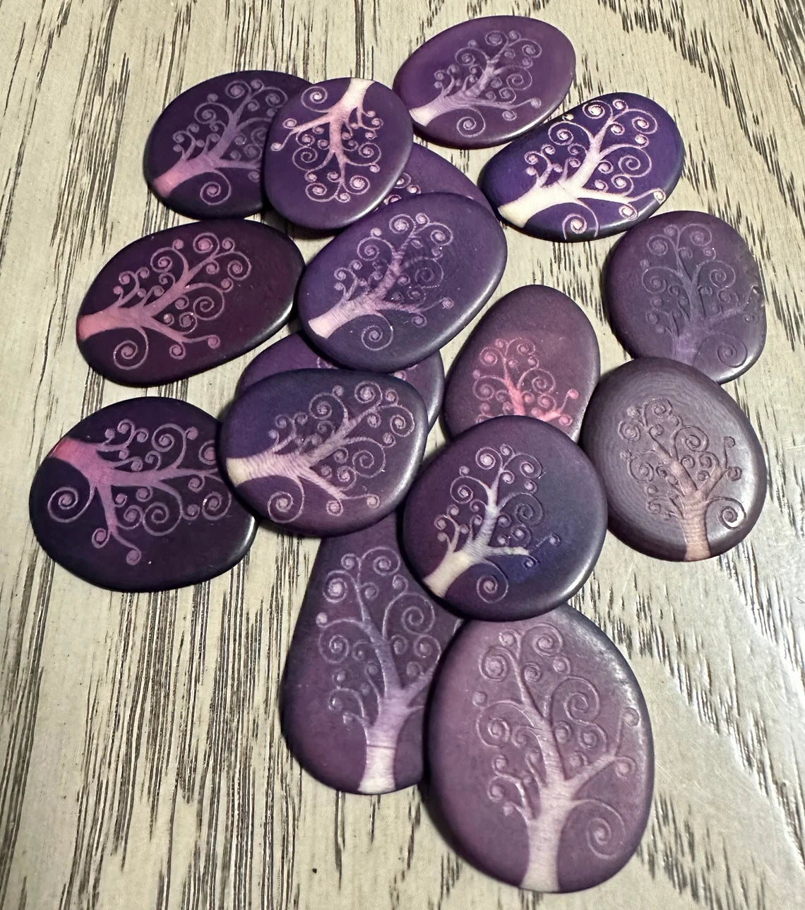 Tagua Slices Beads. 20 Purple Engraved Pieces