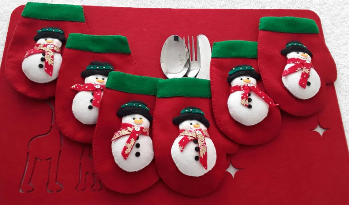 Christmas Snowman Glove Silverware Bag.