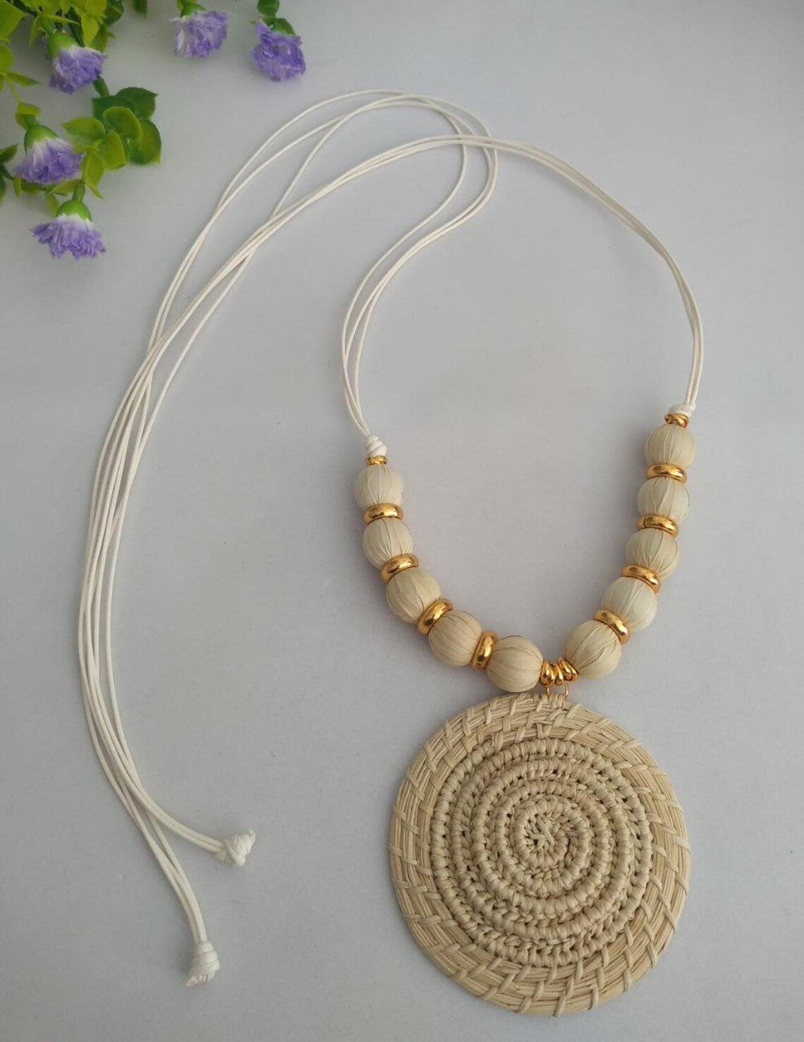 Iraca Palm Pendant Necklace and Earrings Set in White and Beige Color