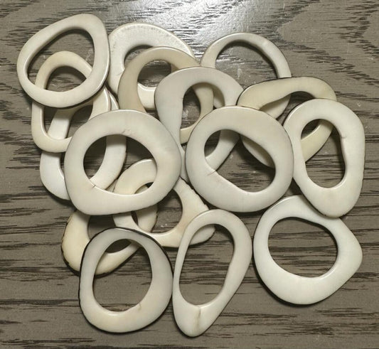 Tagua Hoop Beads. 20 Tagua DIscs in Beige Seed Beads - Pieces.