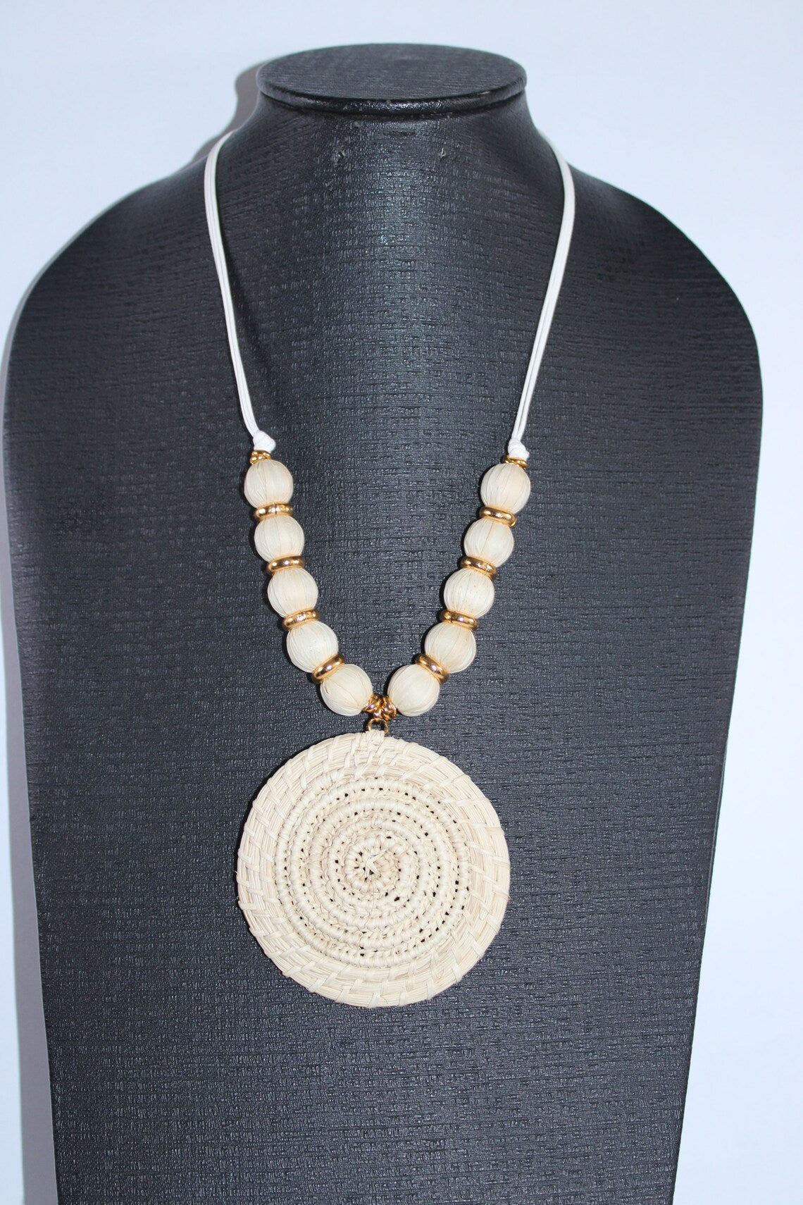 Iraca Palm Pendant Necklace and Earrings Set in White and Beige Color