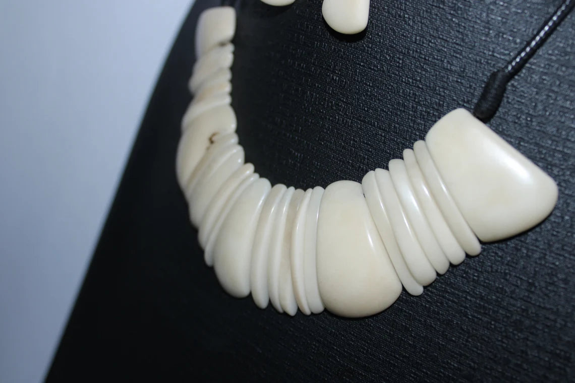 Tagua Necklace and Earrings Set in Beige Color.