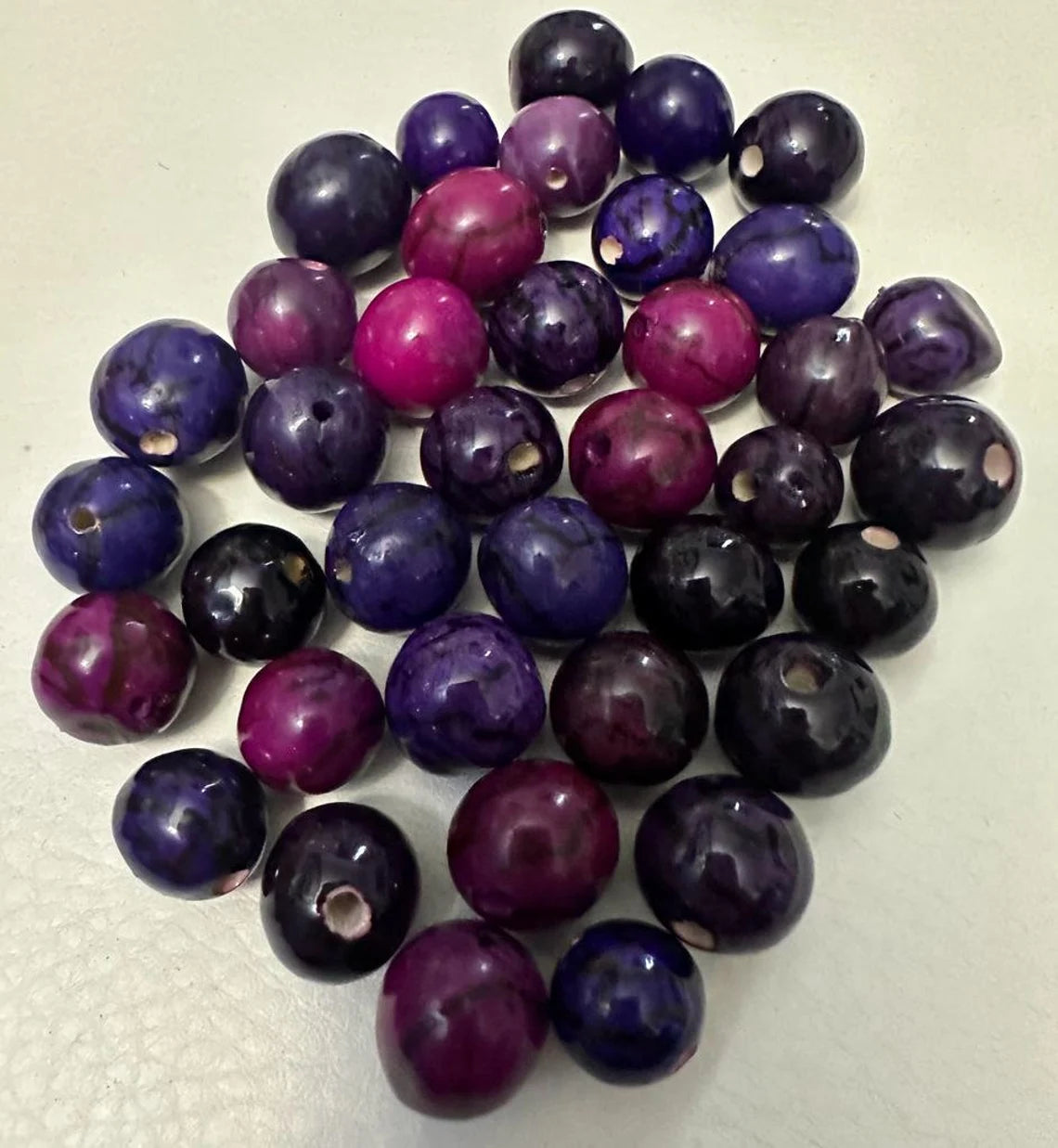 Bombona Ball Beads. 20 Purple Pieces.