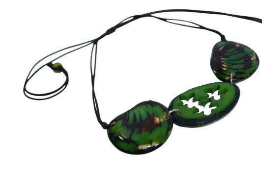 Tagua Pendant Necklace and Earrings Flower Cut Set in Green color.