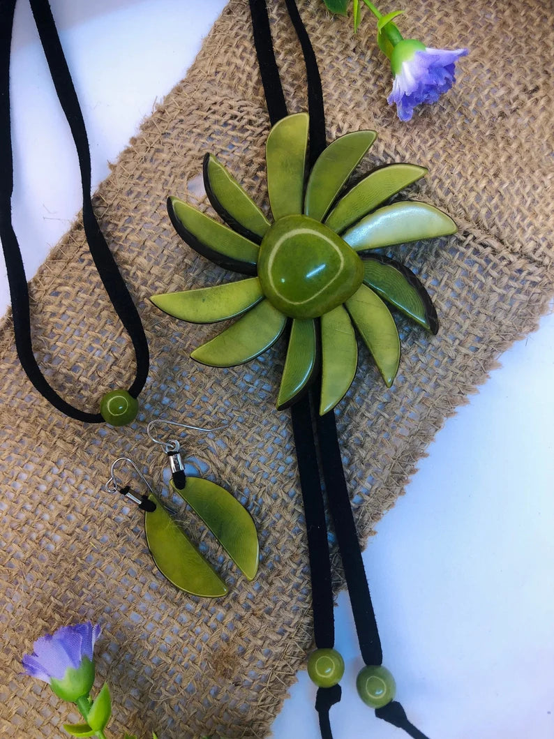 Tagua Pendant Necklace and Earrings Flower Shaped Set in Green Color