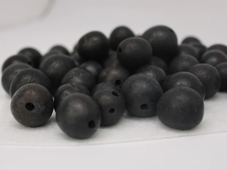 Bombona Beads. 100 Black Bombona Balls. Size, 2 - 2.5 cm. approx. Top Drilled. Vegan, Eco Friendly, Natural Jewelry Making Supplies