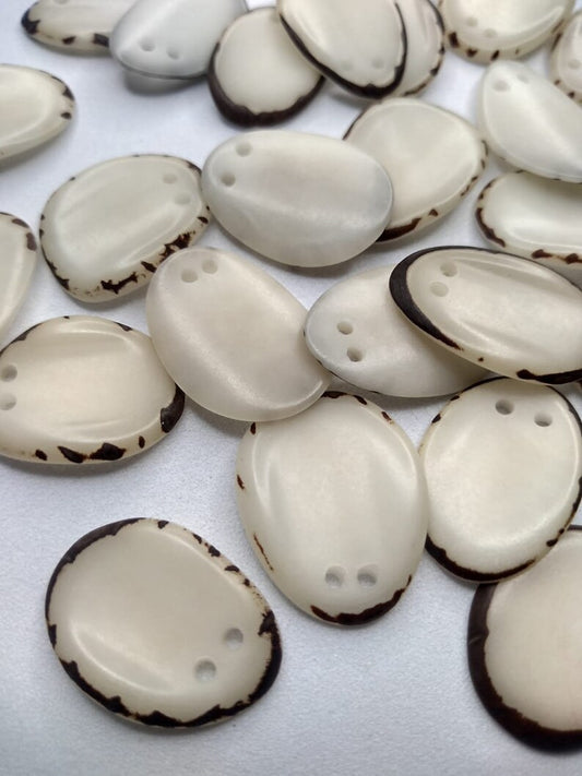 Tagua Chip Slices Beads. 20 White Pieces