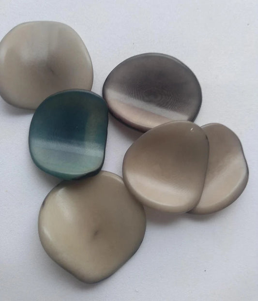 Tagua Chip Slices Beads. 30 Multicolored Pieces