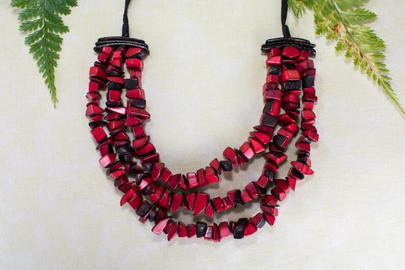 Tagua Necklace, Earrings and Bracelet Set in Red Color.