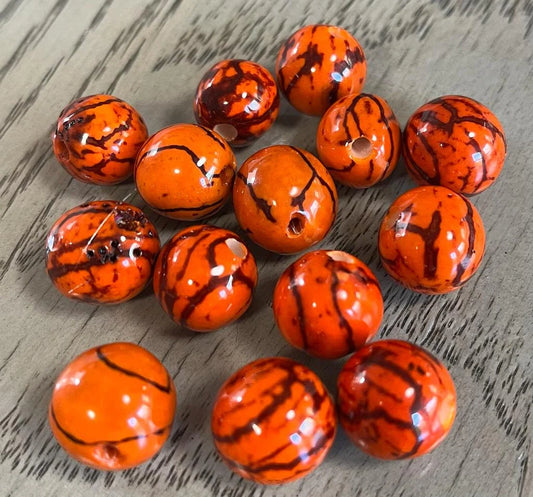 Bombona Ball Beads. 30 Orange Patterned Pieces.