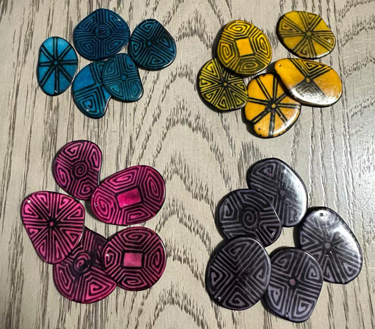 Tagua Slices Beads. 20 Multicolored Patterned Pieces.