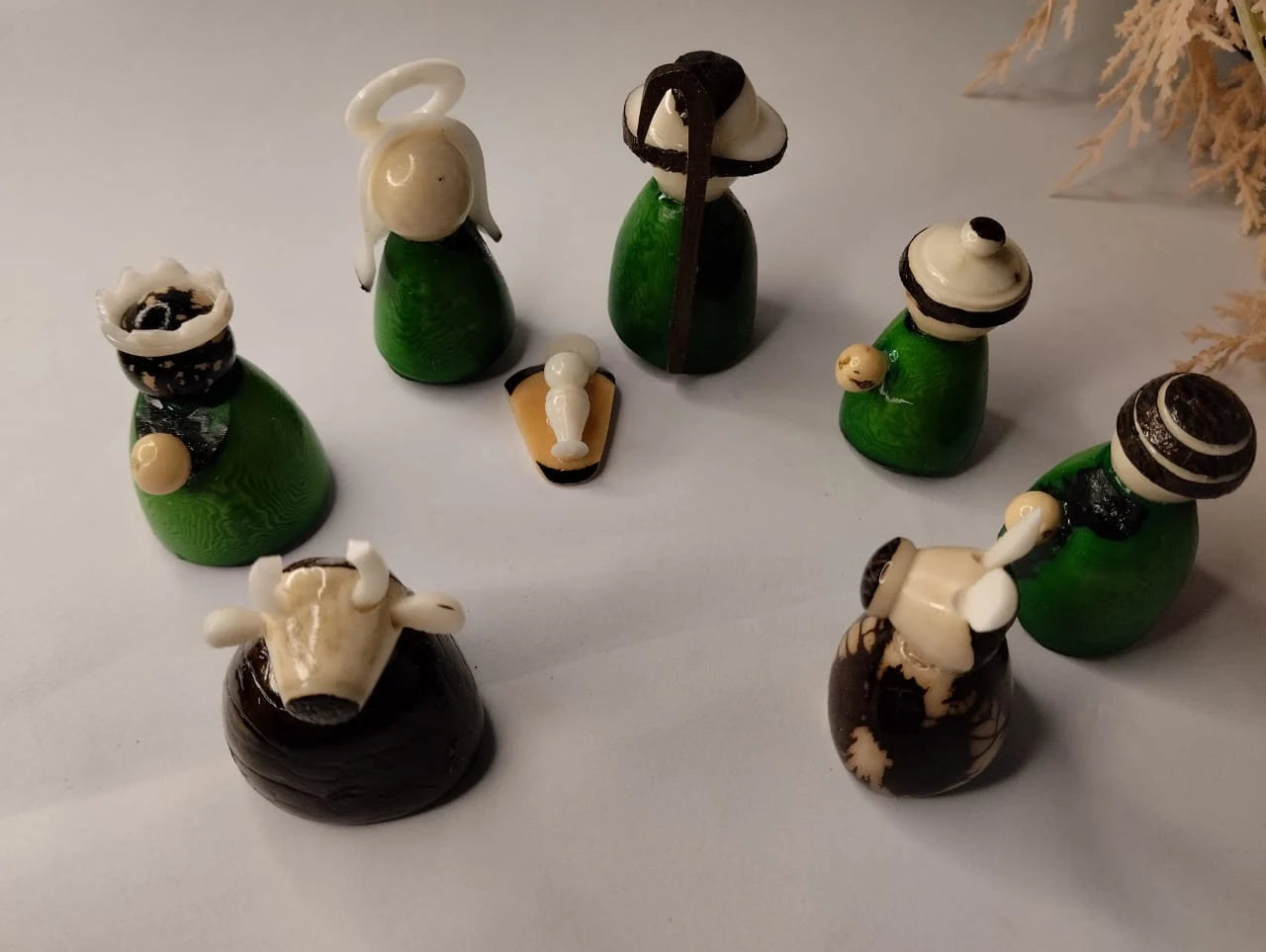 Tagua Nativity Set in Green and Beige.
