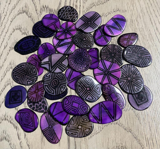 Tagua Slices Beads. 20 Purple Patterned Pieces.