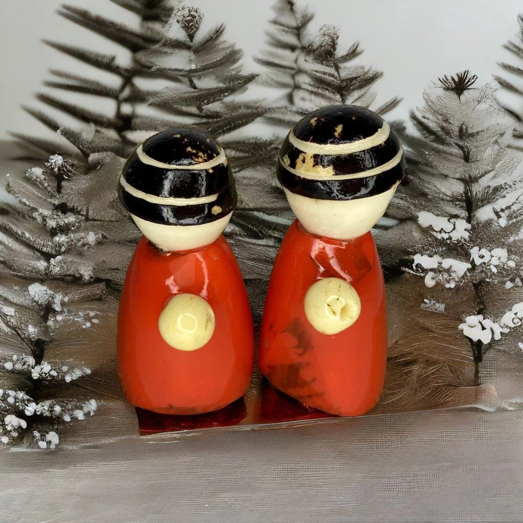 Tagua Nativity Set red and beige