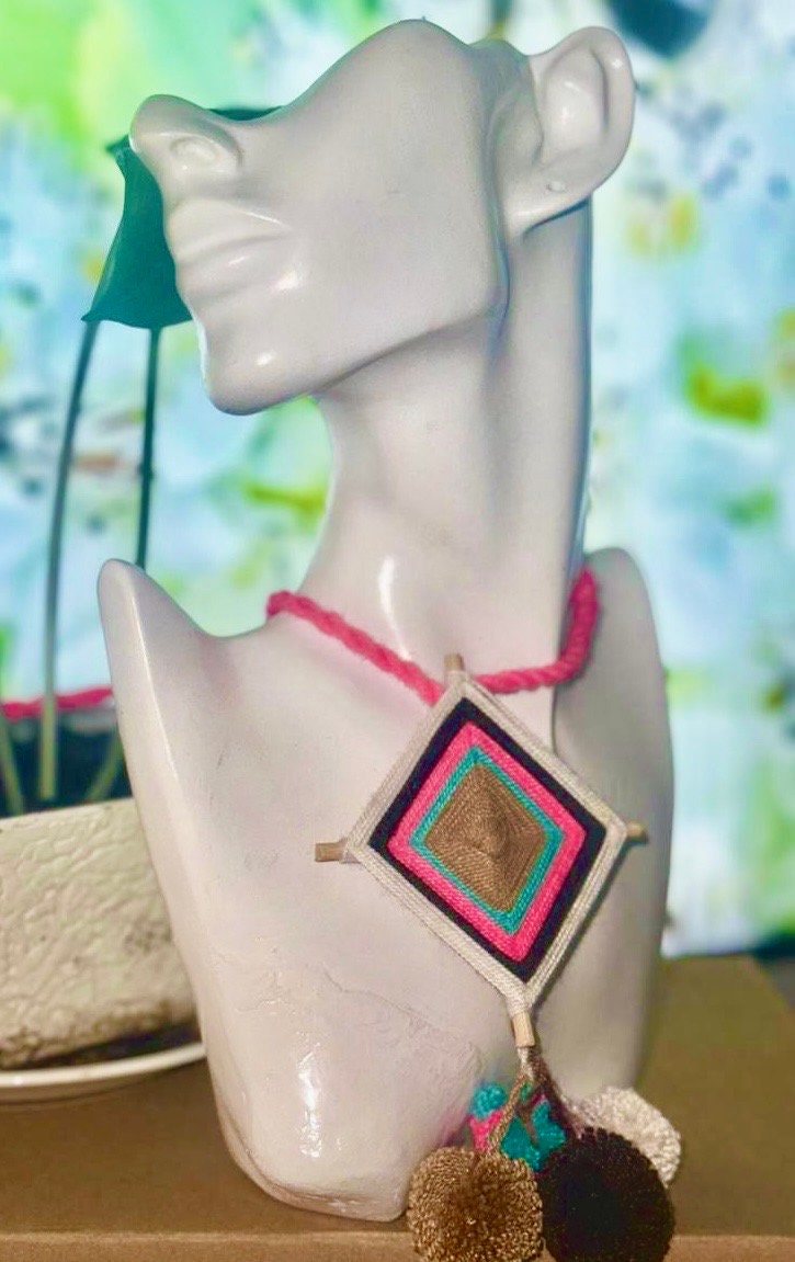 Wayuu Pendant Necklace. Handmade Weaved Multicolor Pendant Necklace. Eco Friendly, natural fibers jewelry, organic necklace.