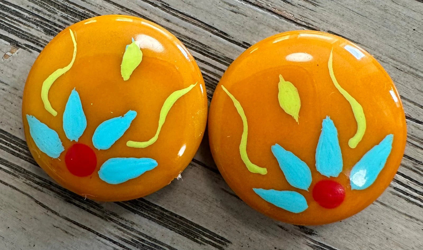 Tagua Flower Beads. 14 Hand Painted Multicolored Pieces