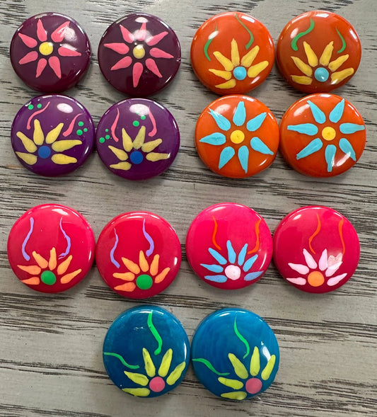 Tagua Flower Beads. 14 Hand Painted Multicolored Pieces