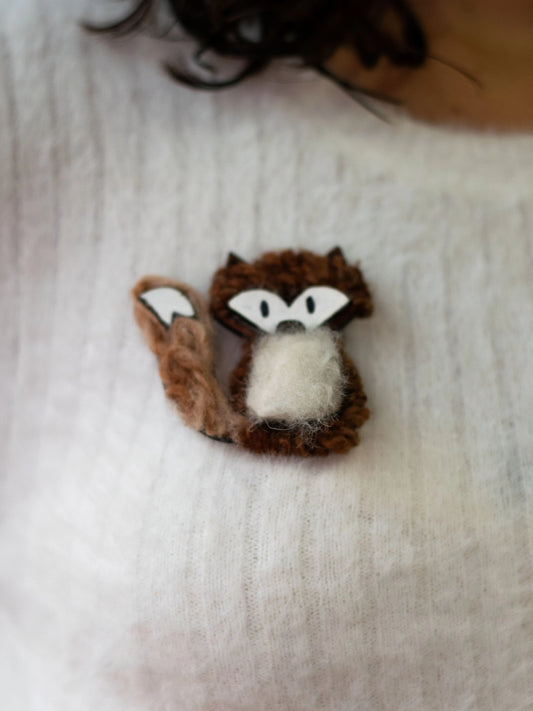 Pin Felt. Fox Brown Pin