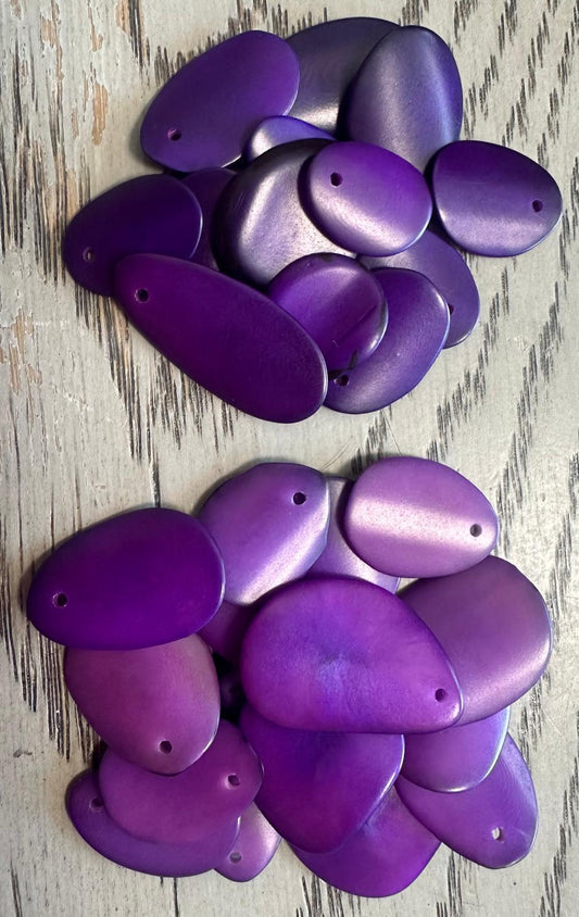 Tagua Chip Slices Beads. 30 Purple Pieces