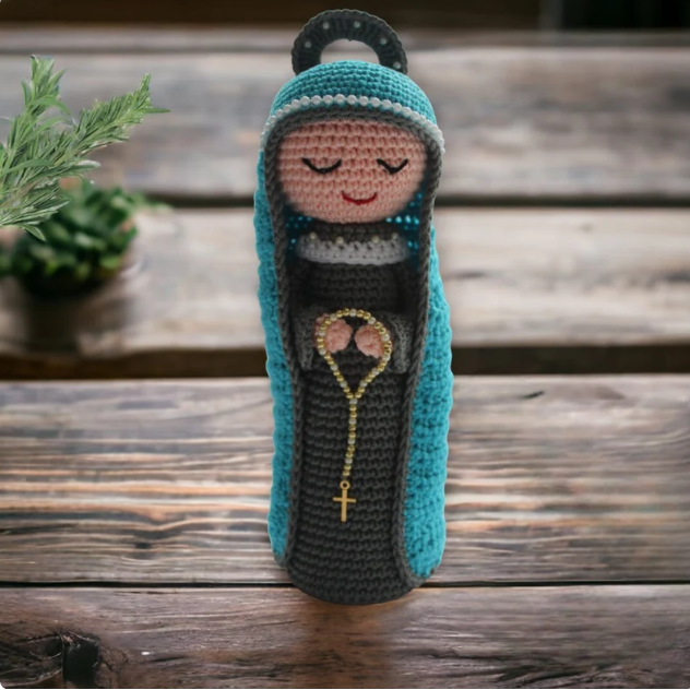 Holy Mary | Virgin Mary | Blessed Virgin Mary |Our Mother Mary with rosary. 100% handmade to order crochet Amigurumi Crochet