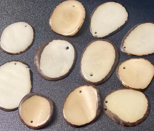 Seed Beads Tagua Mini Chips Slices 20 beads | Vegetable Ivory Nut Top drilled, Size: 2x2 cm. Natural Jewelry Supplies Eco Sustainable Beads