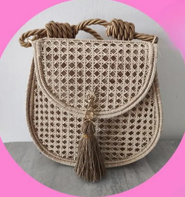 Handwoven straw bag made from iraca palm | Straw bag for her Rattan ribbed bag basket Eco-friendly Handmade in Colombia Bohemian style.