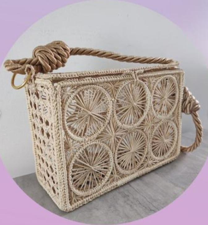 Handwoven straw bag made from iraca palm | Straw bag for her Rattan ribbed bag basket Eco-friendly Handmade in Colombia Bohemian style.