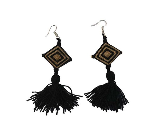 Wayuu Earrings. Handmade Weaved Earrings in Black. Eco Friendly. Natural Fiber Jewelry. Organic Natural Jewelry. Exotic Jewelry