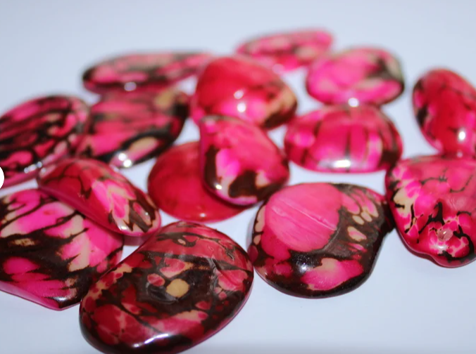 Pink Tagua Oval Beads. Natural Seed from Colombia Rainforest 15 Beads 3 x 3.5cm Approx. Top Drilled. Natural Jewelry Making