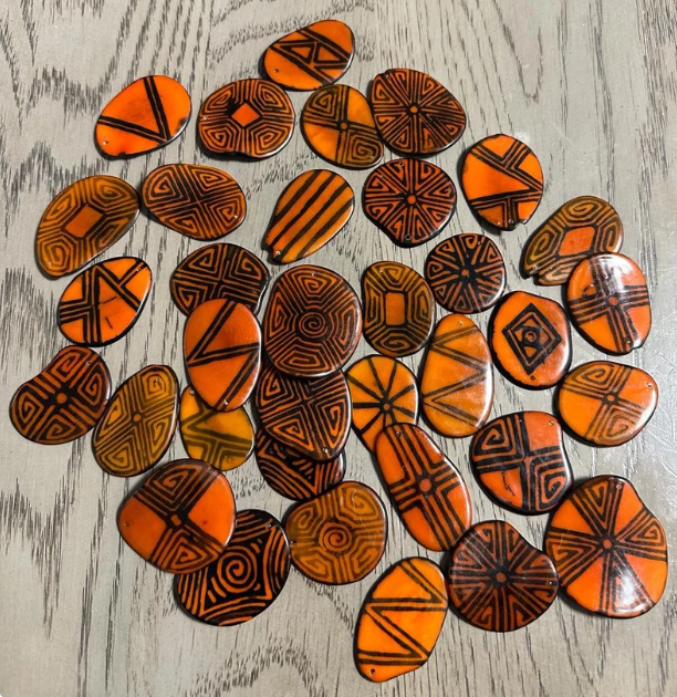 Tagua Slices, Tagua Chips. 20 Orange and Black Pattern. 15 Beads. Mix of Orange Patterns. Handpainted. Natural Jewelry Supplies. Top Drilled