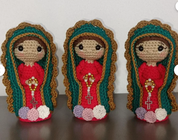 Lady of Guadalupe | Holy Mary | Virgin Mary | Blessed Virgin Mary. 100% Handmade Miniature Crochet Amigurumi 4 x 1.5 inches Holy Mary Small