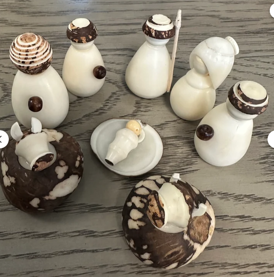 Nativity Set Handmade in Tagua | Nativity figurines | Christmas Nativity | Ivory Nut | Nativity Scene from Colombia Fair trade