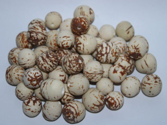 30 Bombona Balls From Colombia. Pure Balls, Seeds Unpainted. Jewelry Making. It’s punctured straight through. TBBeige02