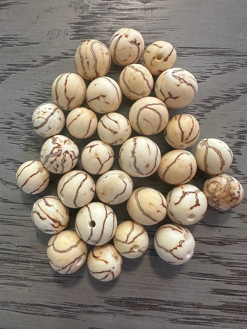 Natural Beads |Bombona Seed Beads| 20 Bombona Balls from Colombia. Beige Matte Bombona Seeds. It’s Punctured Straight Through. TBBeige06