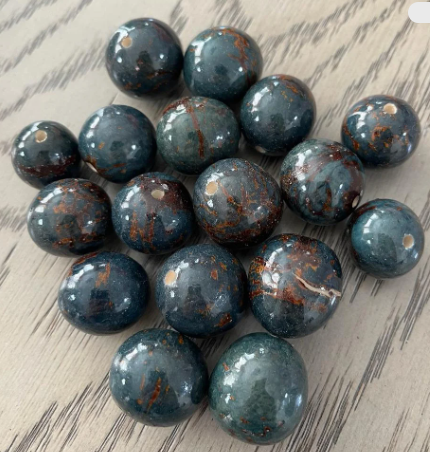 25 Bombona Balls from Colombia, Polished. Lake Blue Bombona Seeds. It’s Punctured Straight Through. TBBlue04