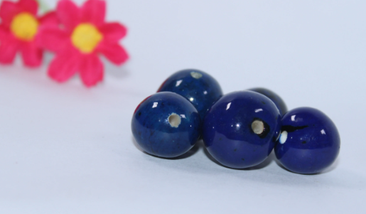 20 Bombona Balls from Colombia, Polished. Dark blue Bombona Seeds. It’s Punctured Straight Through. TBBlue01