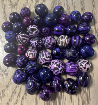 Natural Beads |Bombona Seed Beads| 20 Bombona in Colors Purple, Black and White Mix Patterned It’s Punctured Straight Through TBPMixcolors03