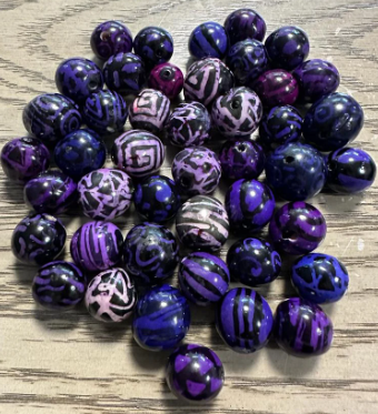 Natural Beads |Bombona Seed Beads| 20 Bombona in Colors Purple, Black and White Mix Patterned It’s Punctured Straight Through TBPMixcolors03