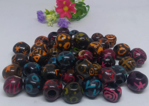 Natural Beads |Bombona Seed Beads| 30 Bombona Balls in Multicolored Patterned. It’s Punctured Straight Through. TBPMulticolored05