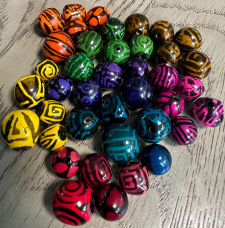 Natural Beads |Bombona Seed Beads| 40 Bombona Balls in Multicolored Patterned. It’s Punctured Straight Through. TBPMulticolored01