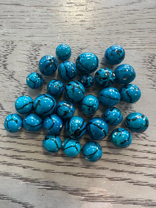 Natural Beads |Bombona Seed Beads| 60 set bombona beads. 60 beads in six colors. It’s Punctured Straight Through. TBMulticolored07
