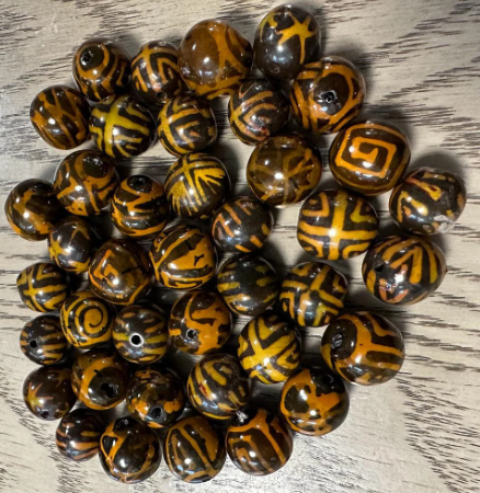 Natural Beads |Bombona Seed Beads| 40 Bombona Balls in Multicolored Patterned. It’s Punctured Straight Through. TBPMulticolored01