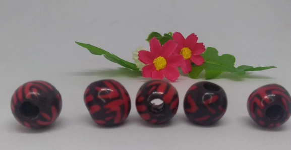 Natural Beads |Bombona Seed Beads| 30 Bombona Balls in Multicolored Patterned. It’s Punctured Straight Through. TBPMulticolored05