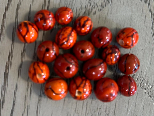 Natural Beads |Bombona Seed Beads| 80 set bombona beads. 80 beads in eight colors. It’s Punctured Straight Through. TBMulticolored05