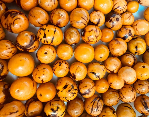 Natural Beads |Bombona Seed Beads| 30 Bombona Balls from Colombia. Orange Bombona Seeds. It’s Punctured Straight Through. TBOrange02