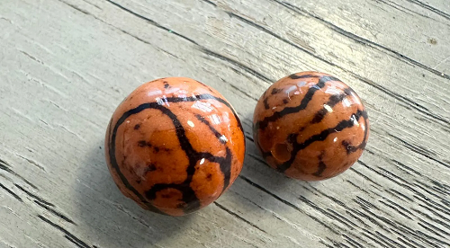 Natural Beads |Bombona Seed Beads| 30 Bombona Balls from Colombia. Orange Bombona Seeds. It’s Punctured Straight Through. TBOrange04